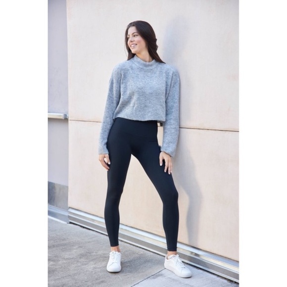 ASSETS by SPANX Women's Plus Size
Seamless Leggings - Black new - Picture 4 of 8